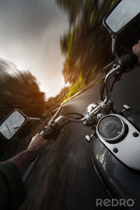 Papier peint  Moto sur la route d'asphalte vide