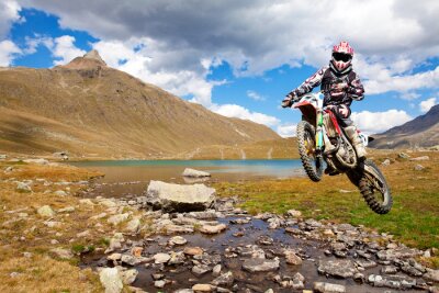 motocross dans alta montagna