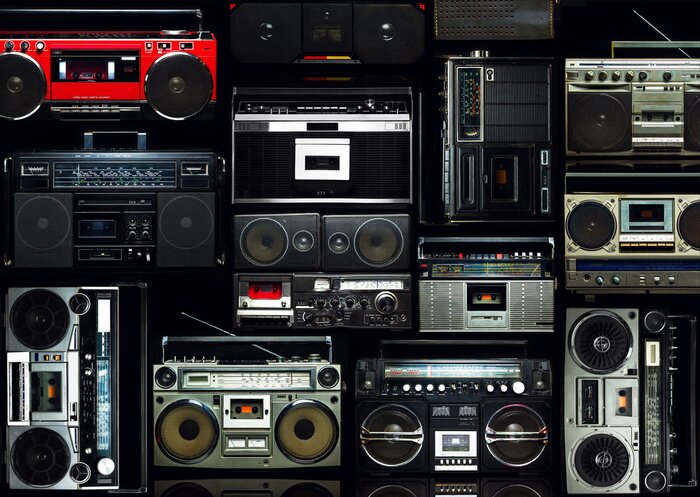 Papier peint  Mur vintage plein de boombox radio des années 80