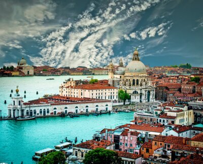 Nuages blancs au-dessus de Venise