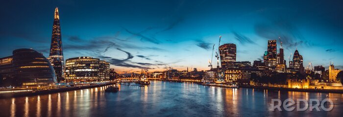 Papier peint  Panorama de la ville sur la Tamise