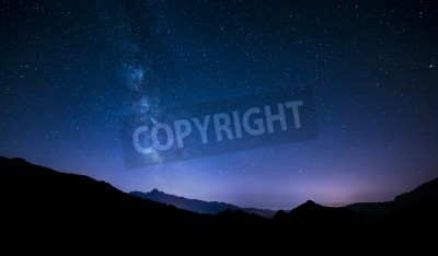 Papier peint  Panorama de nuit avec des étoiles