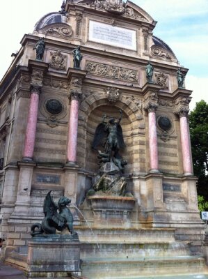 Papier peint  Paris et la fontaine St Michel