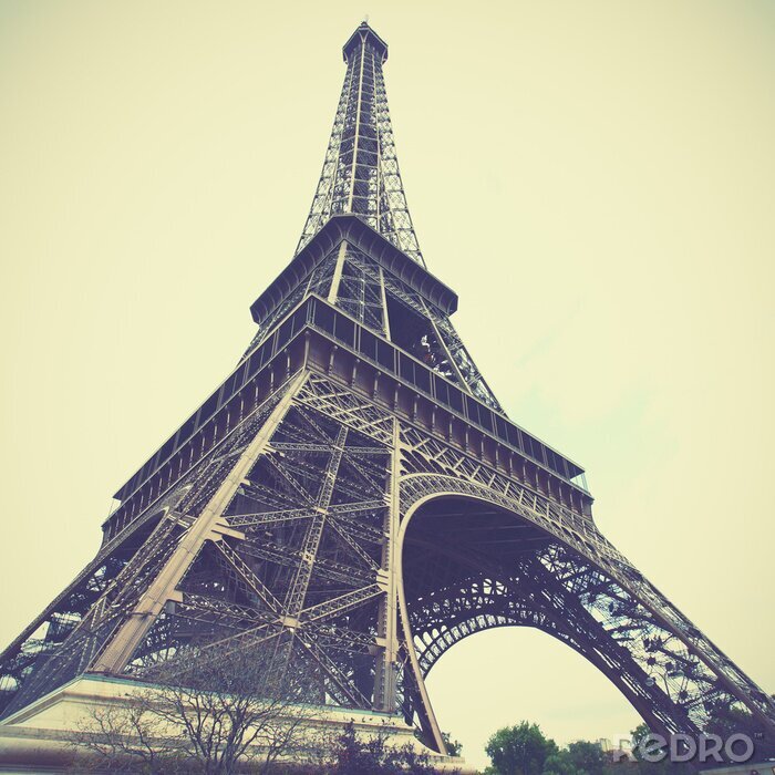 Papier peint  Paris et la Tour Eiffel aux tonalités de gris