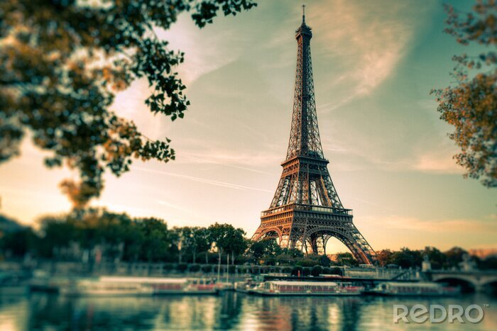 Papier peint  Paris et la Tour Eiffel rétro
