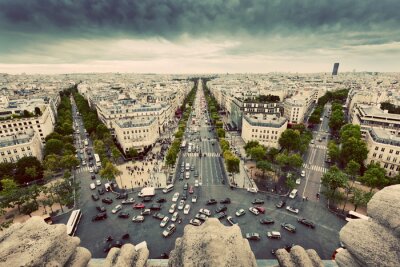 Paris, France rues animées, avenue des Champs-Elysées. Cru