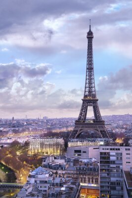 Papier peint  Paris la Tour Eiffel sous le ciel