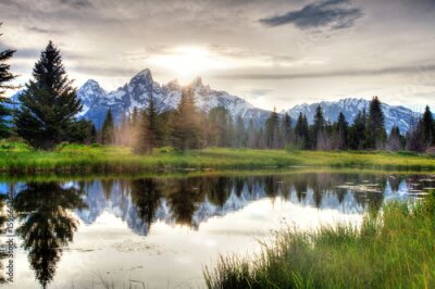 Papier peint  Paysage avec un lac en montagne