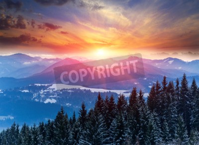 Papier peint  Paysage d'hiver au coucher du soleil