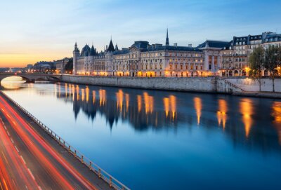 Paysage panoramique avec un musée parisien