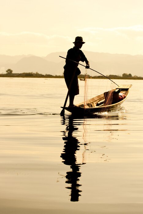 Papier peint  Pêcheur dans le lac Inle, Myanmar.