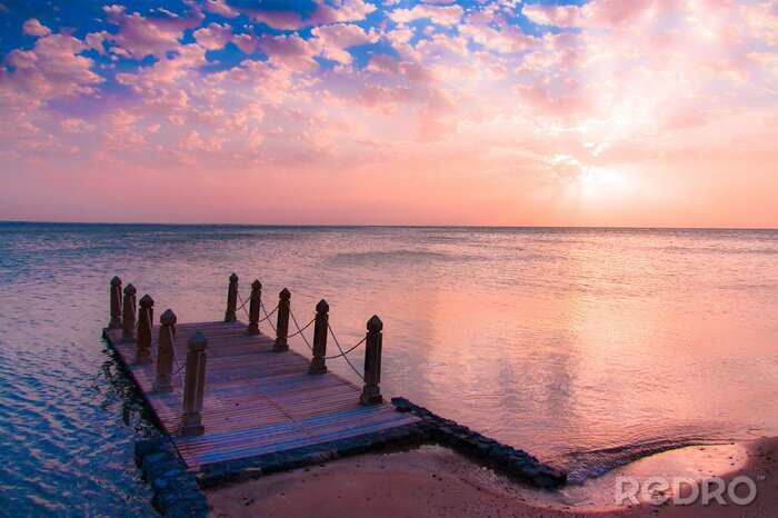 Papier peint  Petite passerelle lac paisible