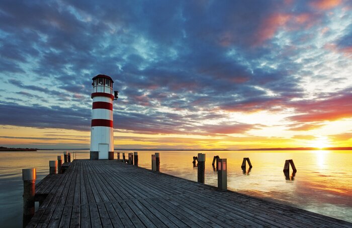 Papier peint  Phare au lac de Neusiedl au coucher du soleil
