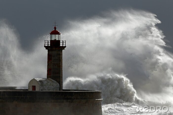 Papier peint  Phare et vagues sous la tempête