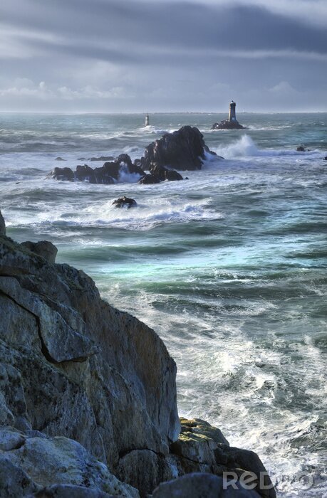Papier peint  Phare maritime sur les rochers