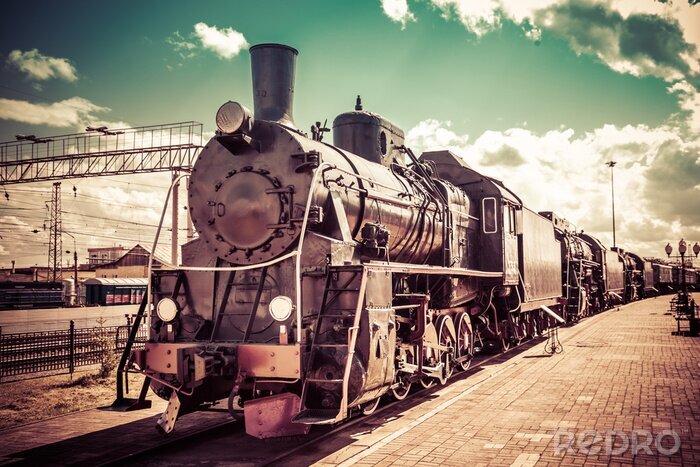 Papier peint  Photo vintage avec une locomotive ancienne