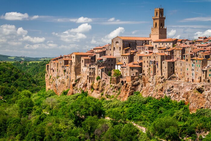 Papier peint  Pitigliano ville sur la falaise, Italie