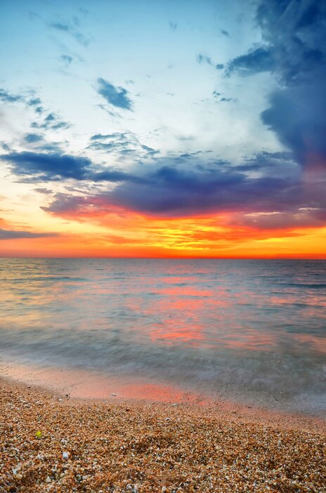 Papier peint  Plage de pierres sur l'océan