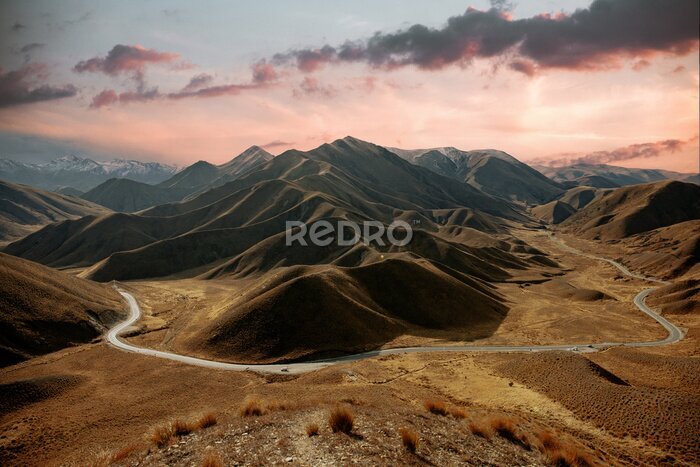 Papier peint  Point de vue de Lindis Pass en Nouvelle-Zélande