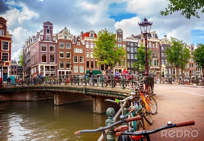 Papier peint  Pont avec des bicyclettes à Amsterdam
