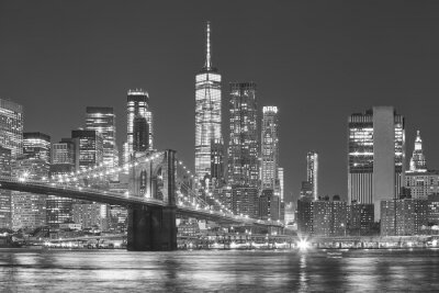 Papier peint  Pont de Brooklyn et Manhattan vue nocturne en noir et blanc