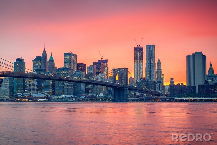 Papier peint  Pont de Manhattan au crépuscule