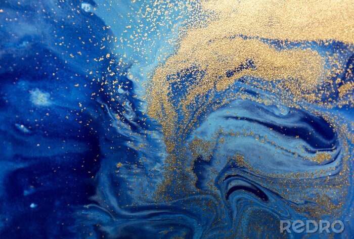Papier peint  Poussière jaune sur du marbre bleu