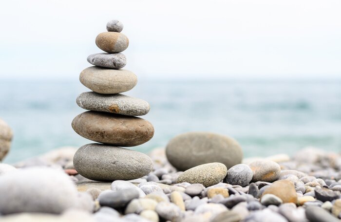 Papier peint  Pyramide de pierres ovales