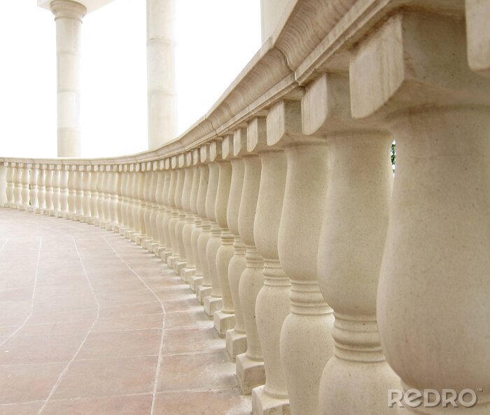 Papier peint  Rampe de balcon claire