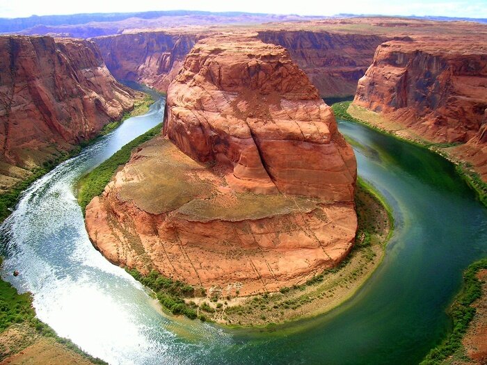 Papier peint  Rivière en forme de fer à cheval