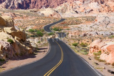 Papier peint  Route à travers le désert