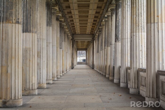 Papier peint  Row of classic greek columns in Berlin, Germany