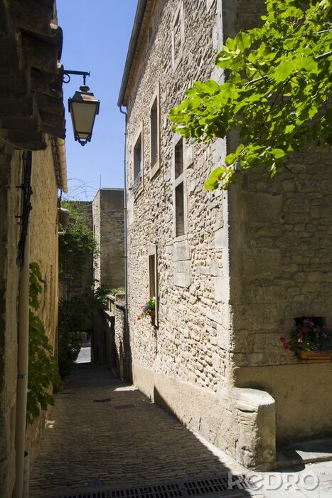 Papier peint  Ruelle en France avec un arbre