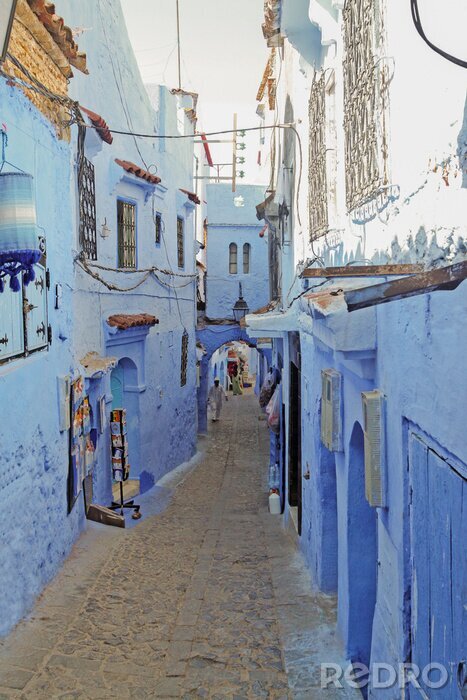Papier peint  Ruelle et murs bleu clair