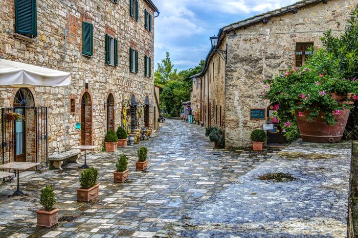 Papier peint  Ruelle italienne en pierres de couleur