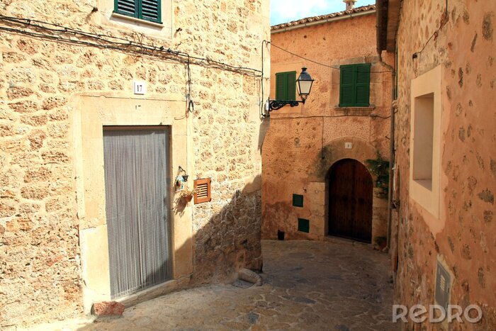Papier peint  Ruelle tortueuse à Majorque