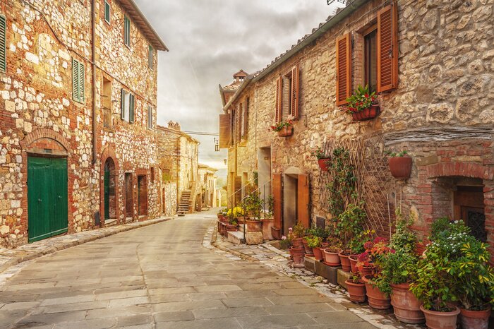 Papier peint  Ruelle toscane rayons de soleil