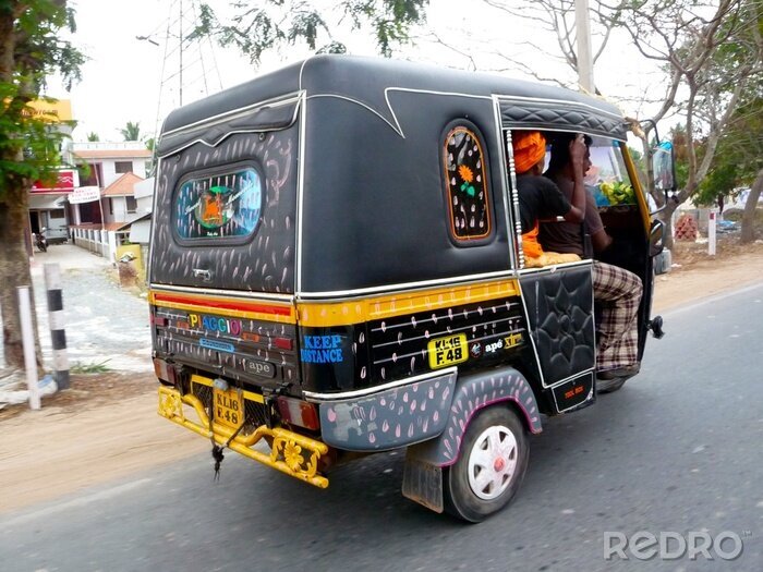 Papier peint  Taxi indien coloré