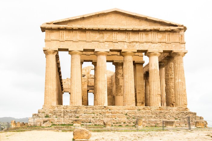 Papier peint  Temple antique avec colonnes