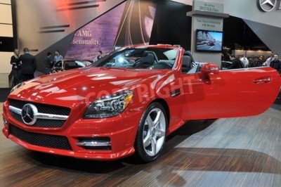 Papier peint  TORONTO, CANADA - 24 février 2011: Mercedes SLK au Salon international de l'auto du Canada 2011 le 24 Février, 2011