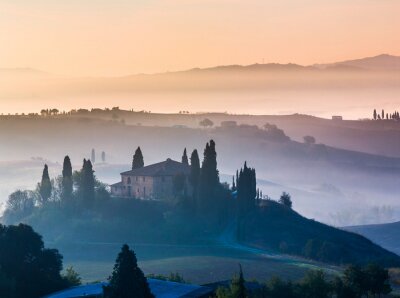 Toscane au petit matin