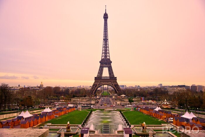 Papier peint  Tour Eiffel au lever du soleil, Paris.