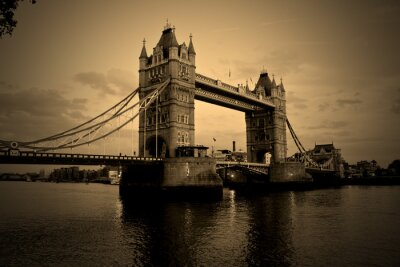 Tower Bridge en sépia