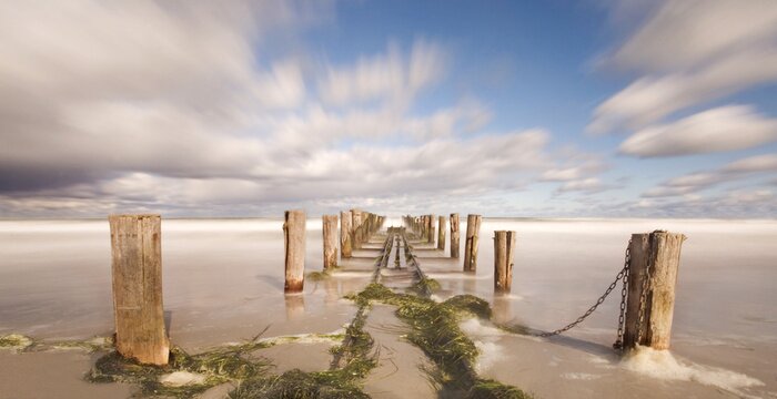Papier peint  Trace de passerelle bord de mer