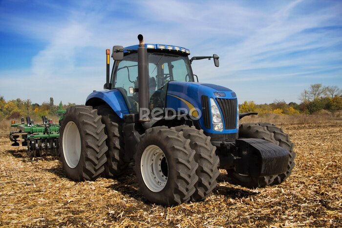 Papier peint  Tracteur dans un champ