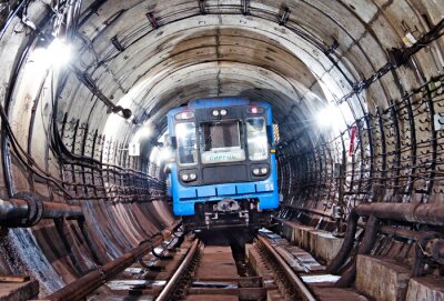 Papier peint  Train 3D dans le tunnel