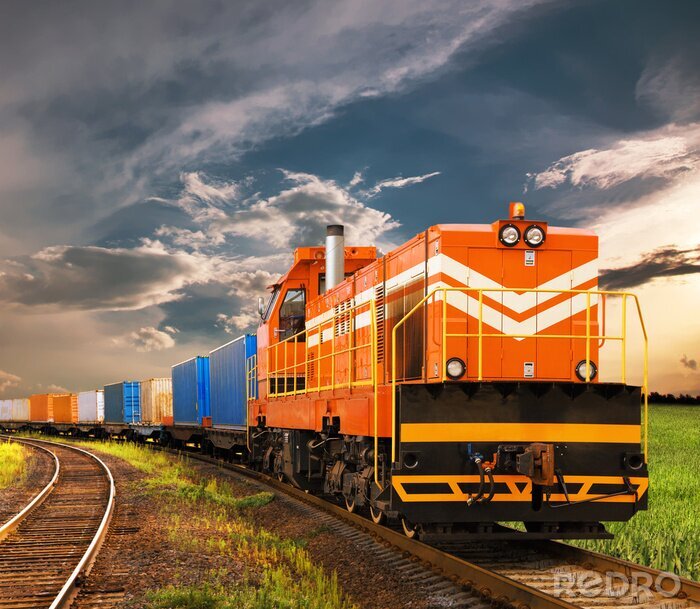 Papier peint  Train à vapeur coloré sur le ciel