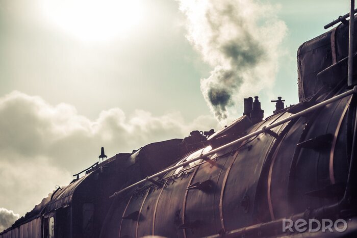Papier peint  Train rétro sur fond ciel