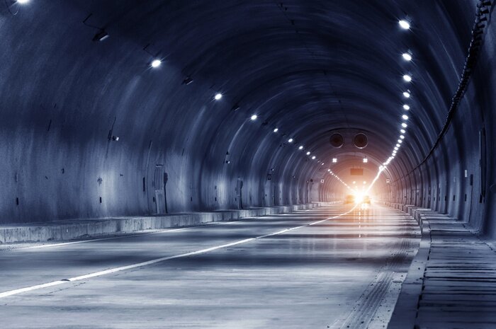 Papier peint  Tunnel de ville avec des lumières