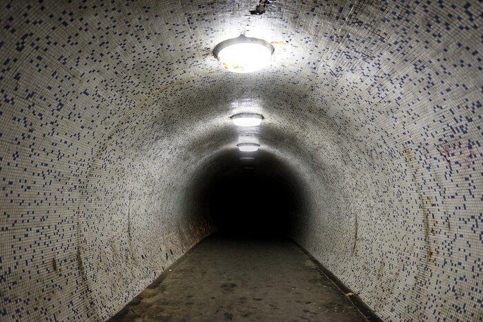 Papier peint  Tunnel tridimensionnel avec mosaïque